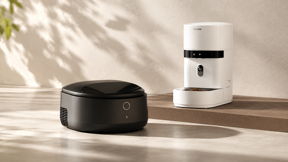 Smart pet tech